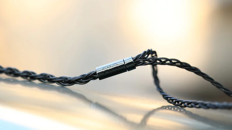 Обзор FiiO FH19: безграничные возможности и комфорт фото