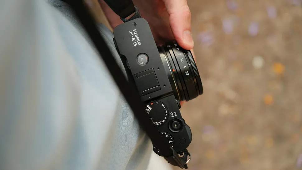 378999Fujifilm X-E5: компактная камера с большими возможностями