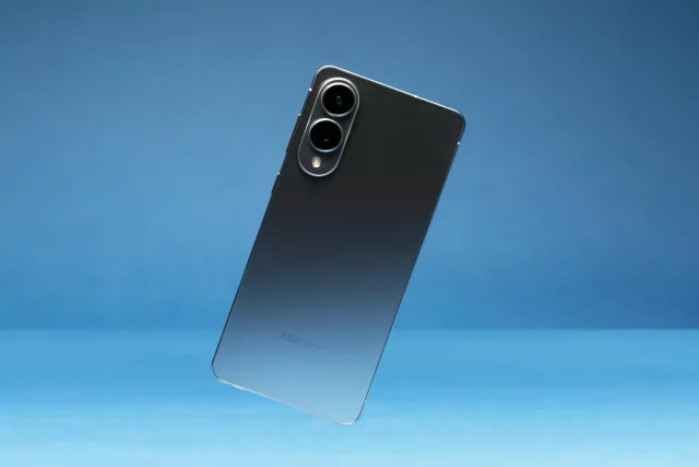 Samsung Galaxy S25 Edge: тонкий, но уязвимый — стоит ли обходиться без чехла?