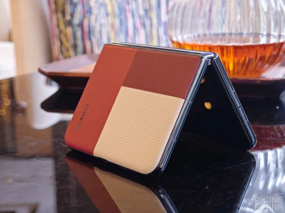 Трехстворчатый Galaxy G Fold – убийца Huawei или отчаянная ставка Samsung? фото