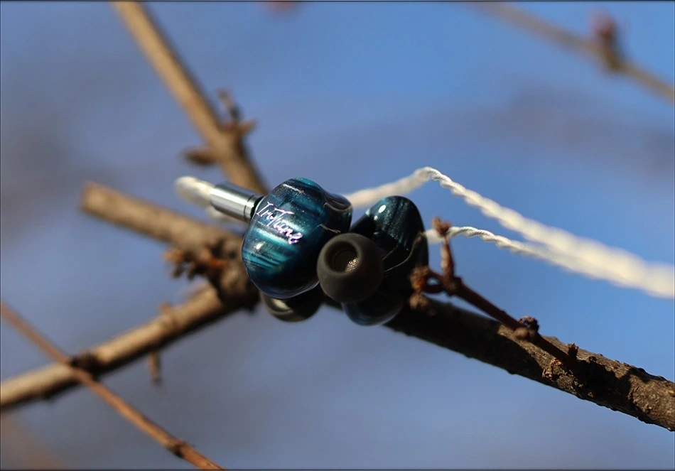 Обзор наушников iBasso IT07: необработанный бриллиант картинка iBasso IT07