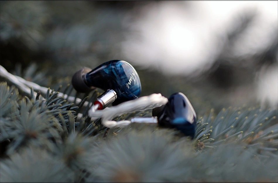 Обзор наушников iBasso IT07: необработанный бриллиант картинка iBasso IT07