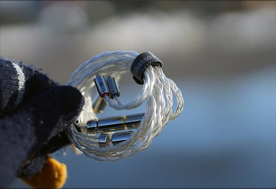 Обзор наушников iBasso IT07: необработанный бриллиант картинка iBasso IT07