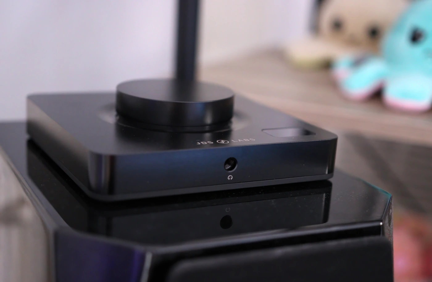 Обзор JDS Labs Element III MK2: чистая музыка, мощная подача картинка JDS Labs Element III MK2