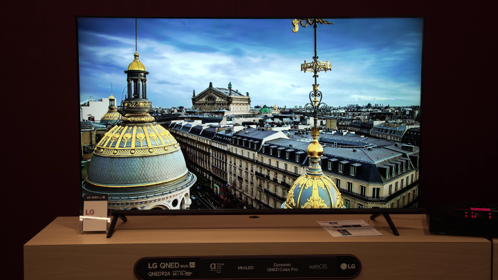 Мини-светодиодный телевизор LG QNED92A