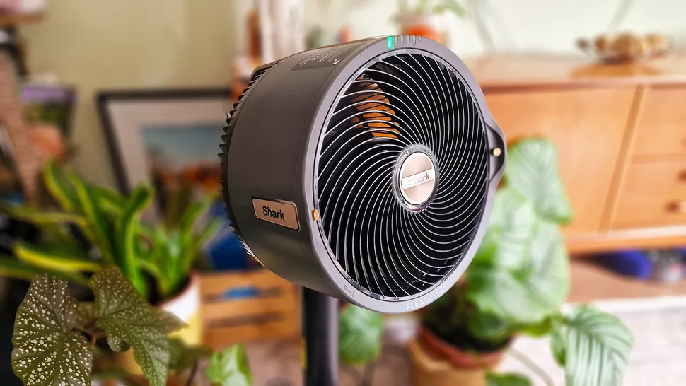 Гениально и бесплатно: как я победил жару самодельным охладителем