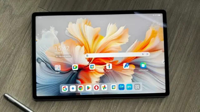 Lenovo Yoga Tab Plus