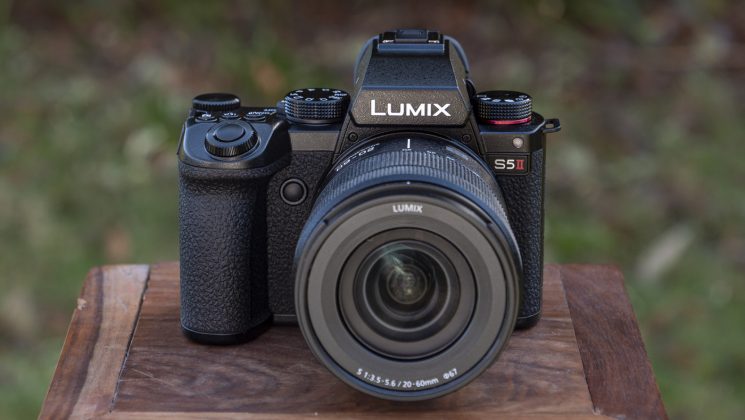 Лучшие камеры для видеоблогов: рейтинг 2025 года