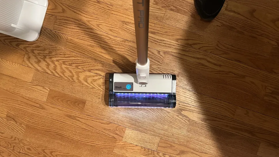 Лучшие пылесосы для деревянных полов 2025 года