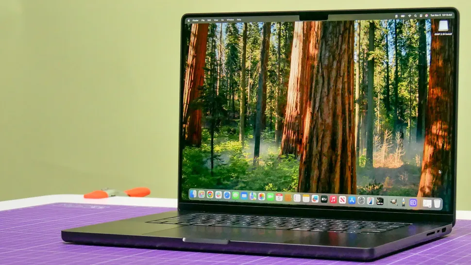 MacBook Pro 16-inch (M4 Pro, 2024)