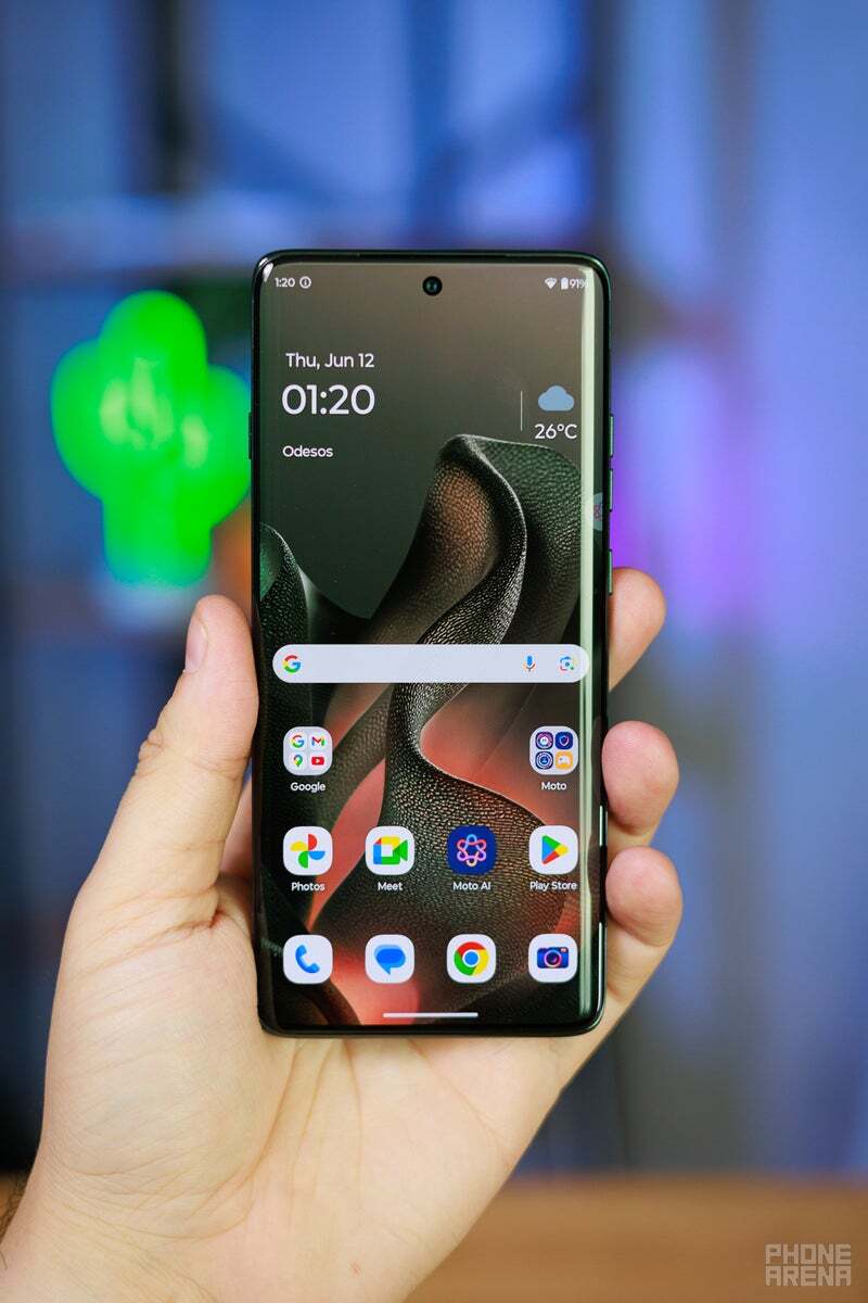 Motorola Edge (2025)