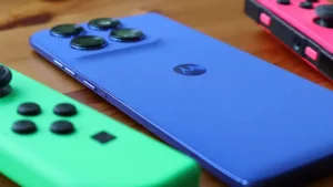Обзор Motorola Edge 60 Pro: о такой внешности флагманы только мечтают