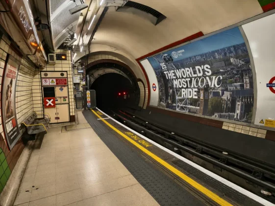 Обзор Motorola Edge 60 Pro: о такой внешности флагманы только мечтают фото