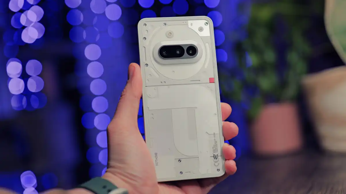 Телефон Nothing Phone (3a) был выпущен в марте