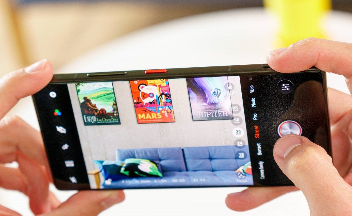 Nubia Z70S Ultra: обзор флагмана с улучшенной камерой картинка nubia Z70S Ultra