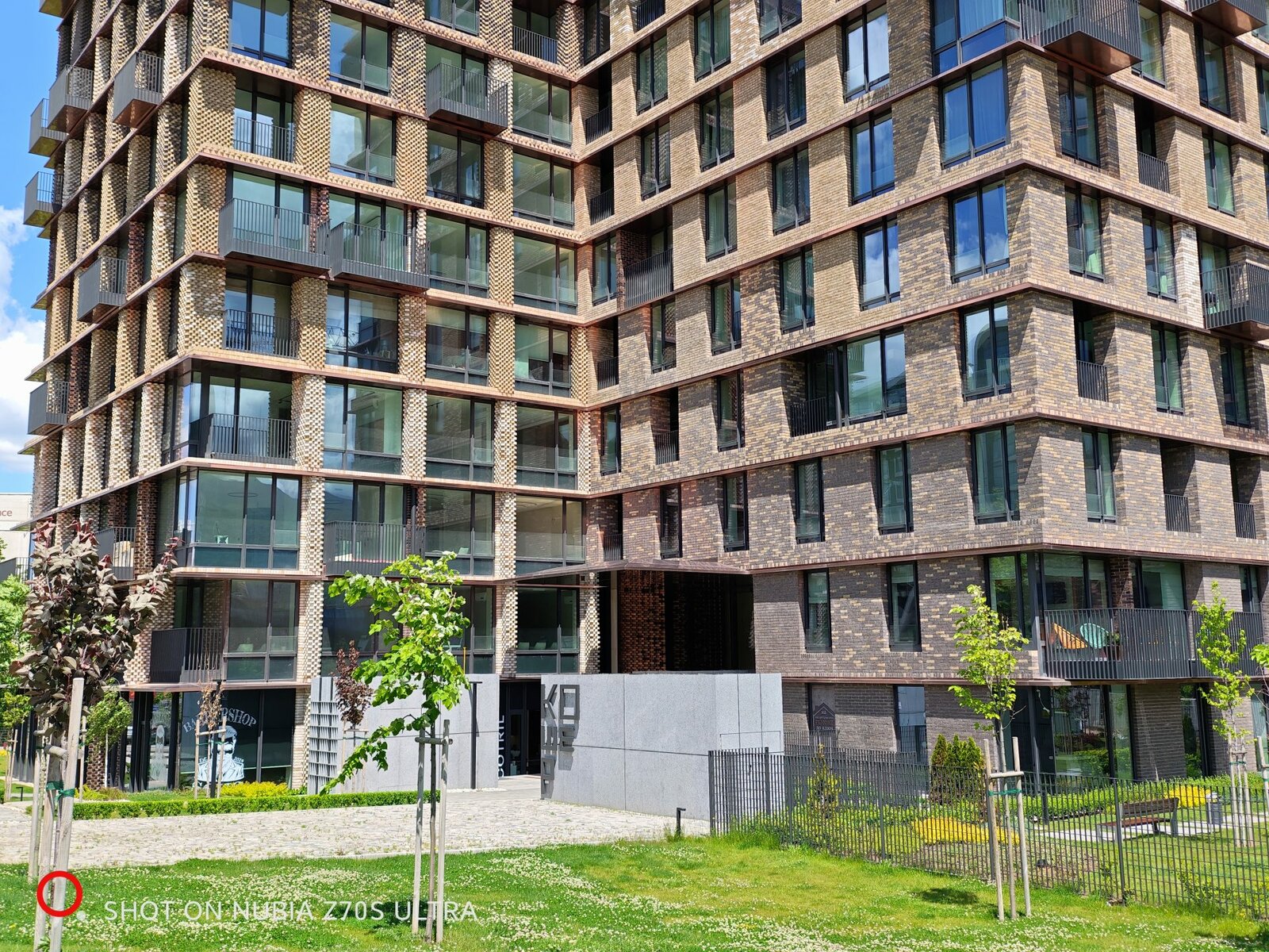 Nubia Z70S Ultra: обзор флагмана с улучшенной камерой картинка nubia Z70S Ultra