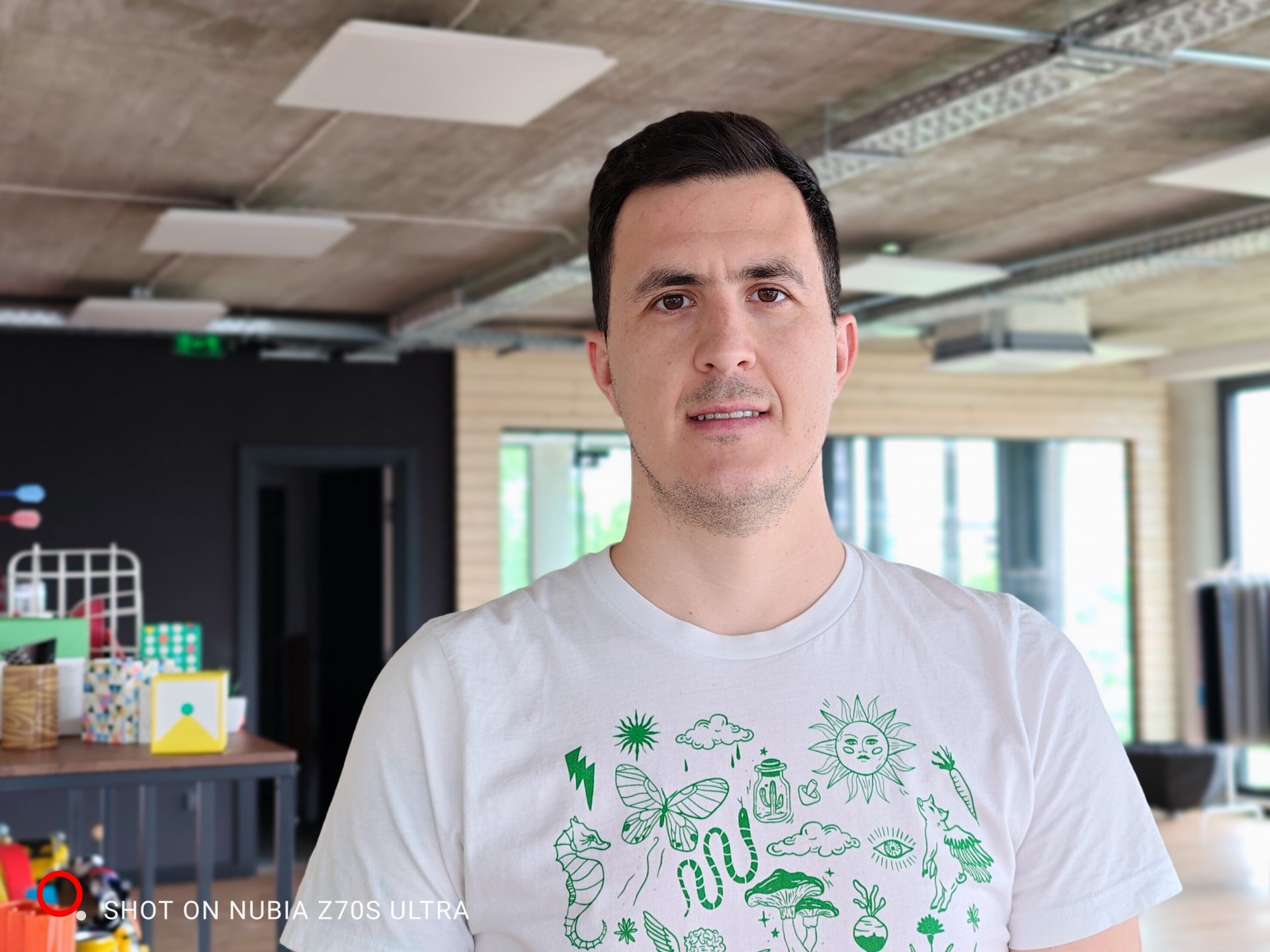 Nubia Z70S Ultra: обзор флагмана с улучшенной камерой картинка nubia Z70S Ultra