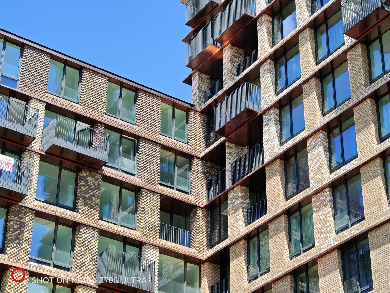 Nubia Z70S Ultra: обзор флагмана с улучшенной камерой картинка nubia Z70S Ultra