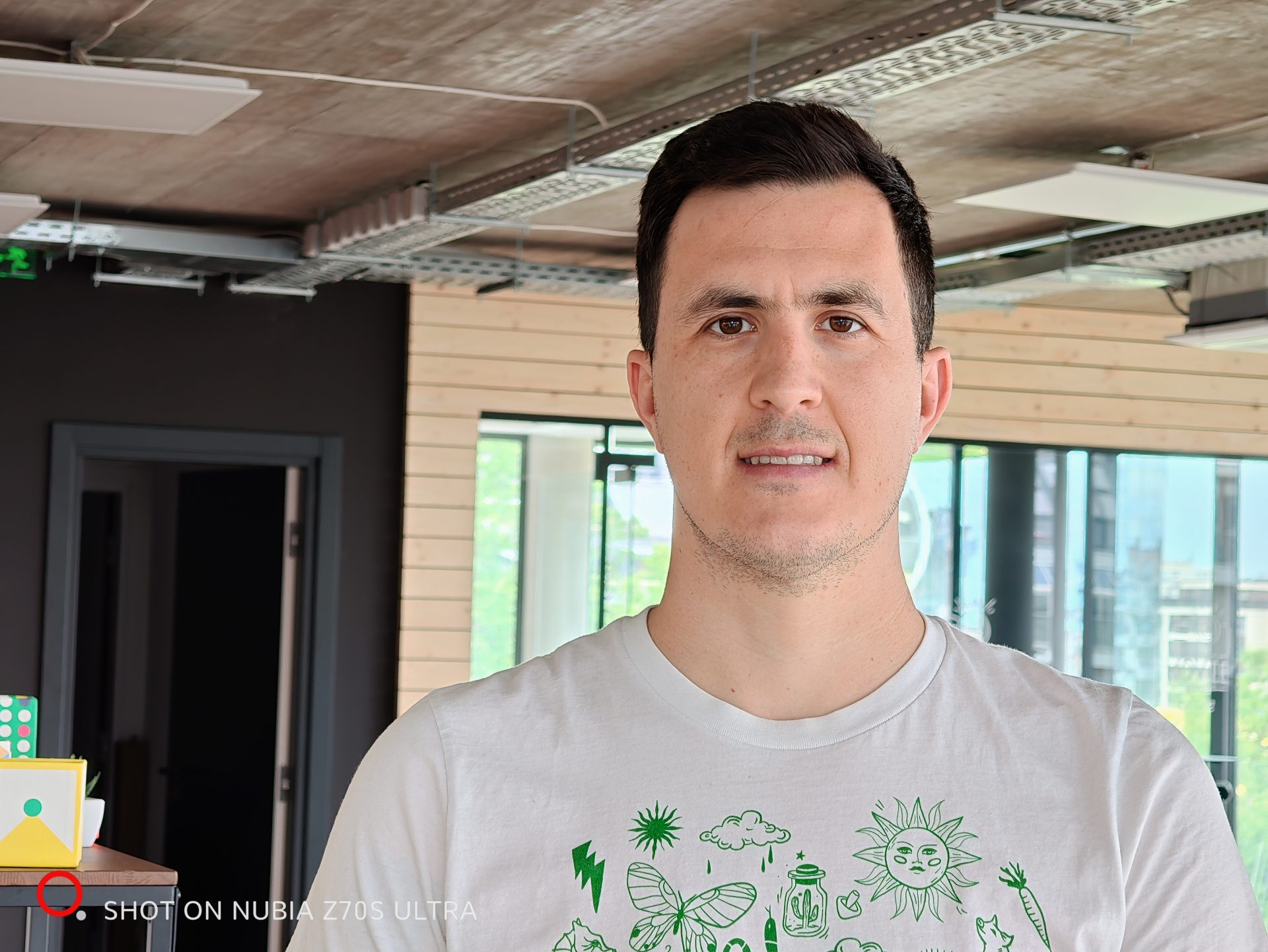 Nubia Z70S Ultra: обзор флагмана с улучшенной камерой картинка nubia Z70S Ultra