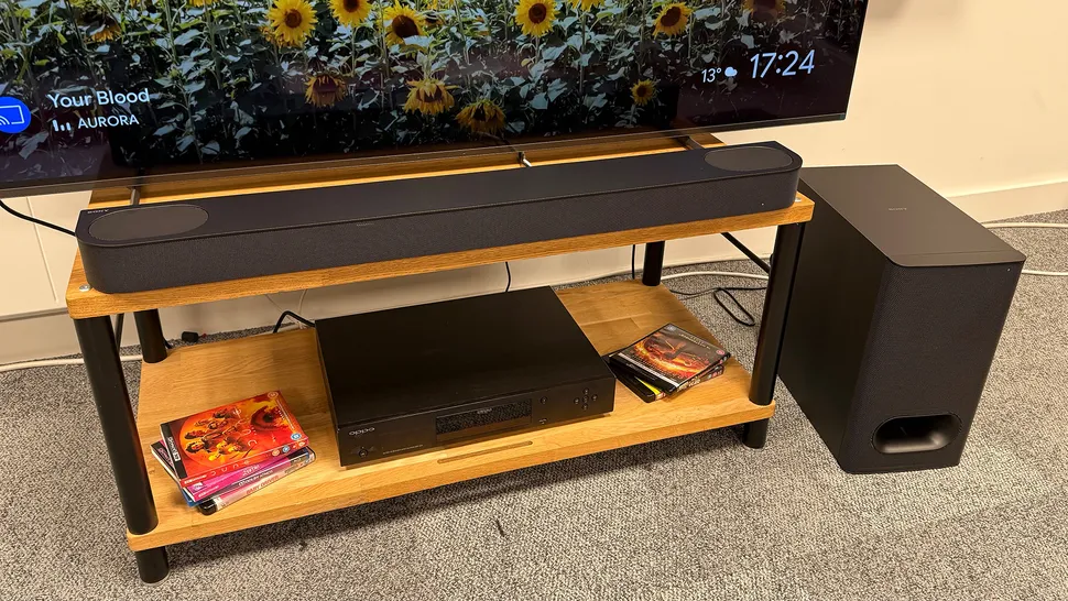 Sony Bravia Theatre Bar 6 против Sonos Beam Gen 2: битва саундбаров
