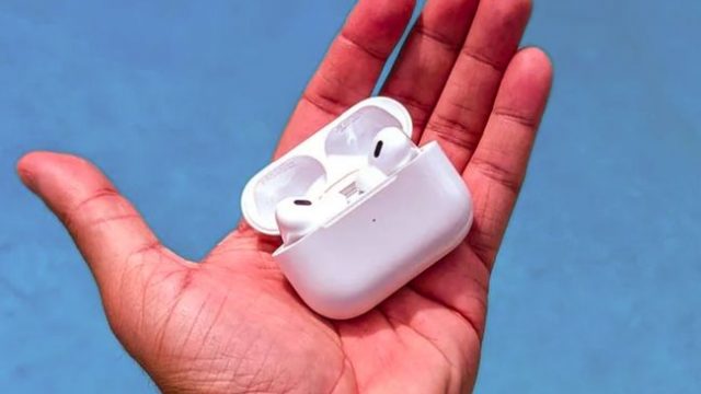 AirPods