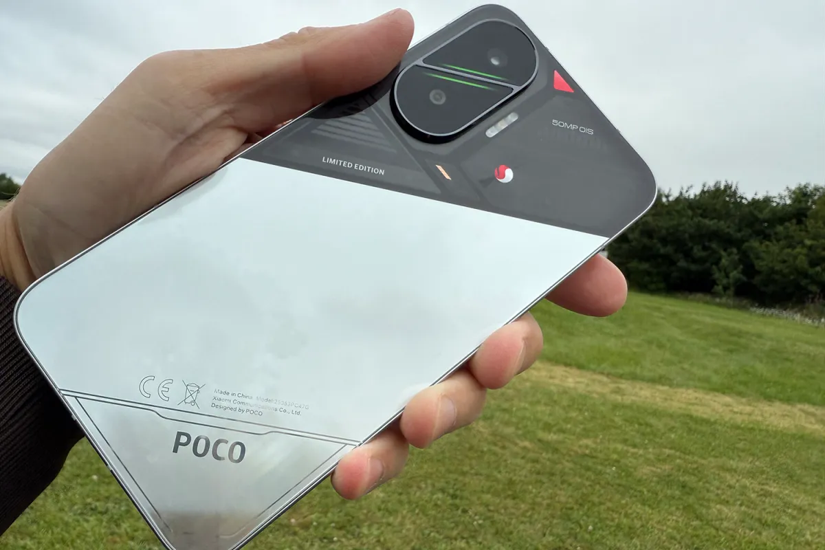 Цена Poco F7 - выстрел в спину Nothing. Теперь их Phone 2 выглядит переоценённым фото