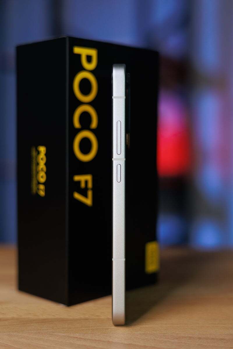 Poco F7 