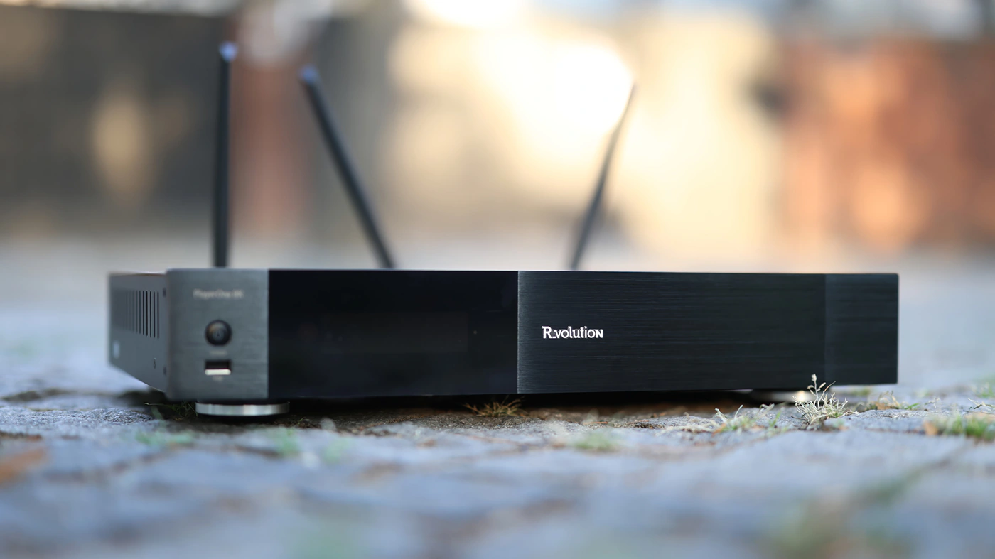 Обзор R_Volution PlayerOne 8K: максимальное качество видео HDR10+ картинка R_Volution PlayerOne 8K