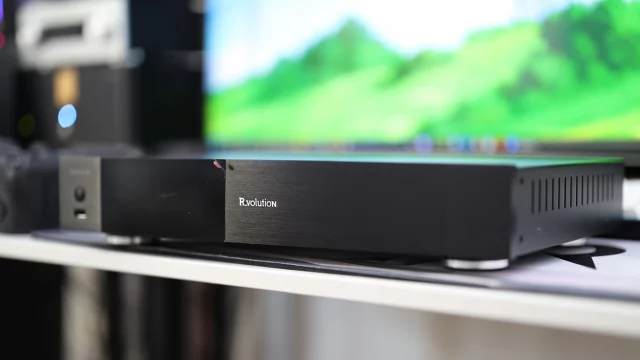 R_Volution PlayerOne 8K R_Volution PlayerOne 8K