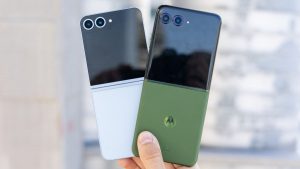 Motorola и Google бросают вызов Samsung: кто захватит корону складных смартфонов?