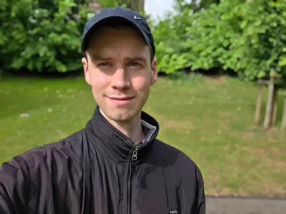 Стоит ли покупать Galaxy S25 Edge: мнение эксперта фото