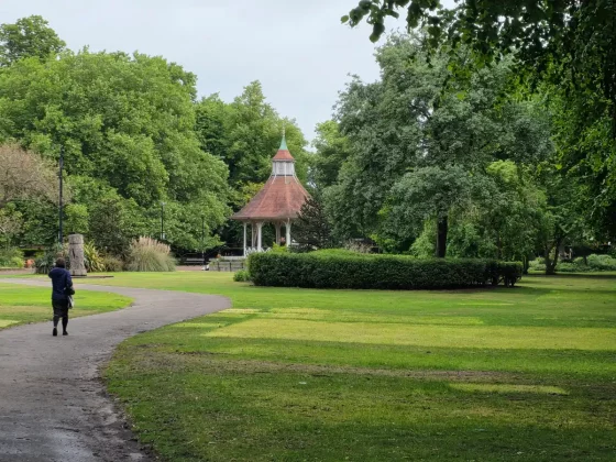 Обзор Galaxy S25 Edge: ультрасовременный флагман без сюрпризов фото