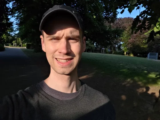 Стоит ли покупать Galaxy S25 Edge: мнение эксперта фото