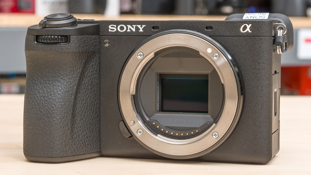 Sony α6700