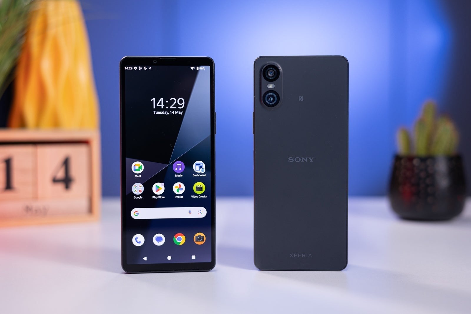 Фанаты не рады: чего не хватает линейке Sony Xperia?