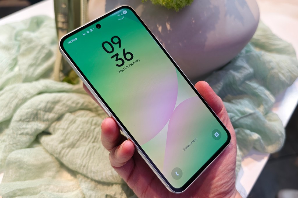 телефоны среднего класса