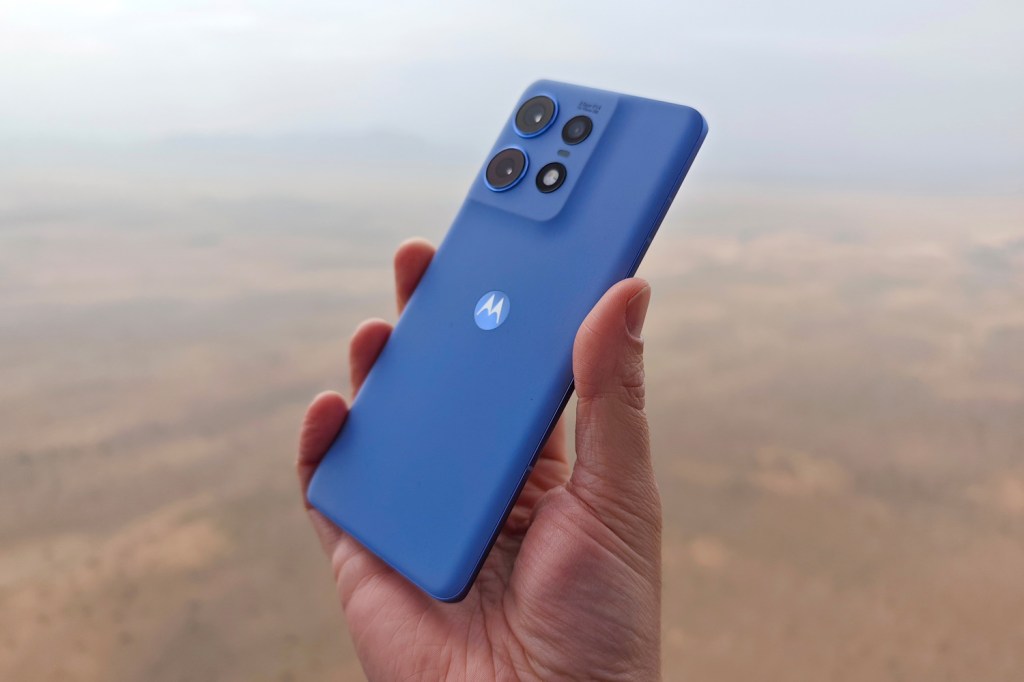 телефоны среднего класса