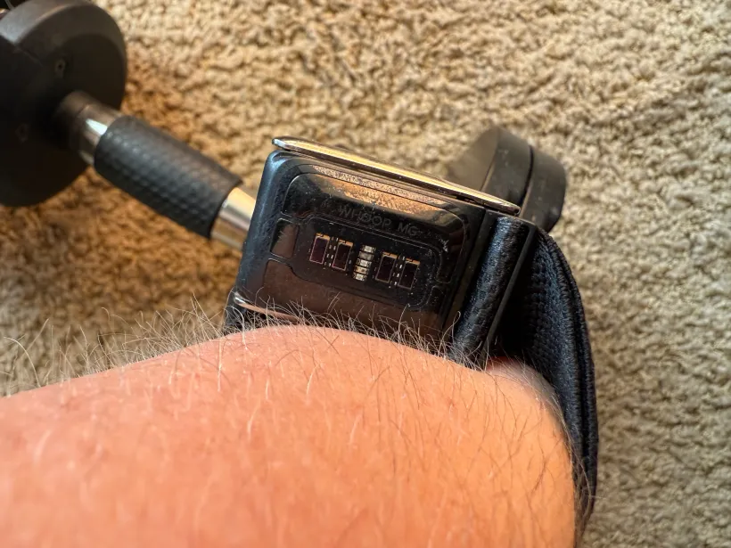 Обзор Whoop MG: лучший фитнес-трекер с одной оговоркой картинка Whoop MG