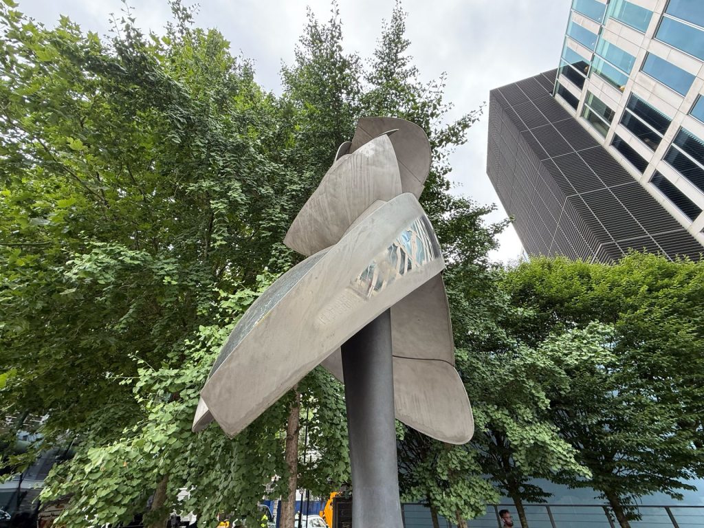 Я тестировал приложение для камеры Project Indigo от Adobe