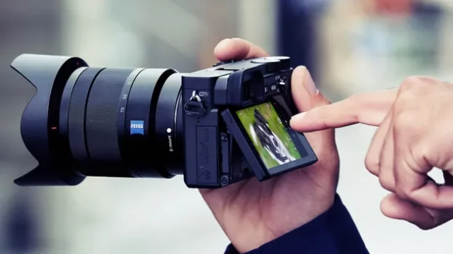 Лучшие объективы для Sony A6400