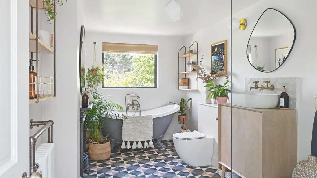 10 идей по оформлению ванной комнаты, которые преобразят компактное пространство