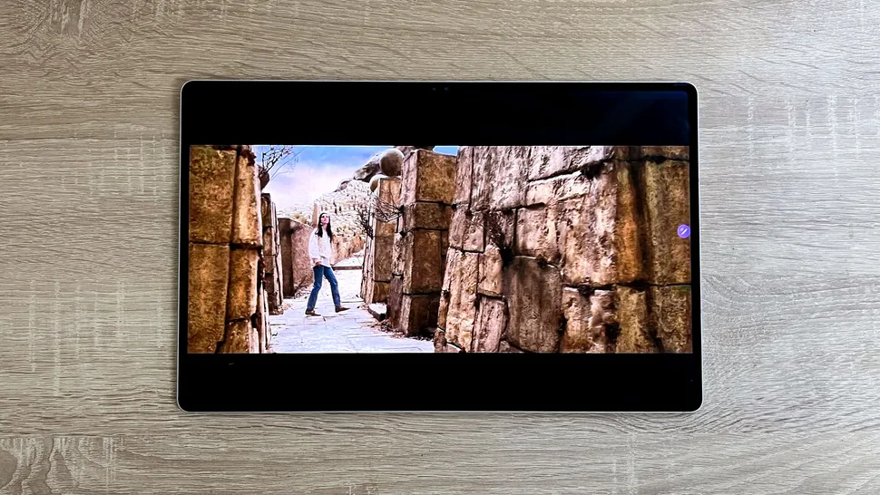 Samsung Galaxy Tab S10 Ultra-2