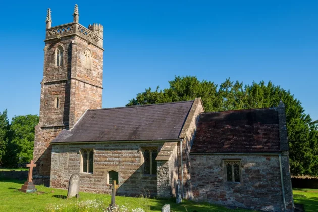 Sony E PZ 10-20mm f/4 G-4