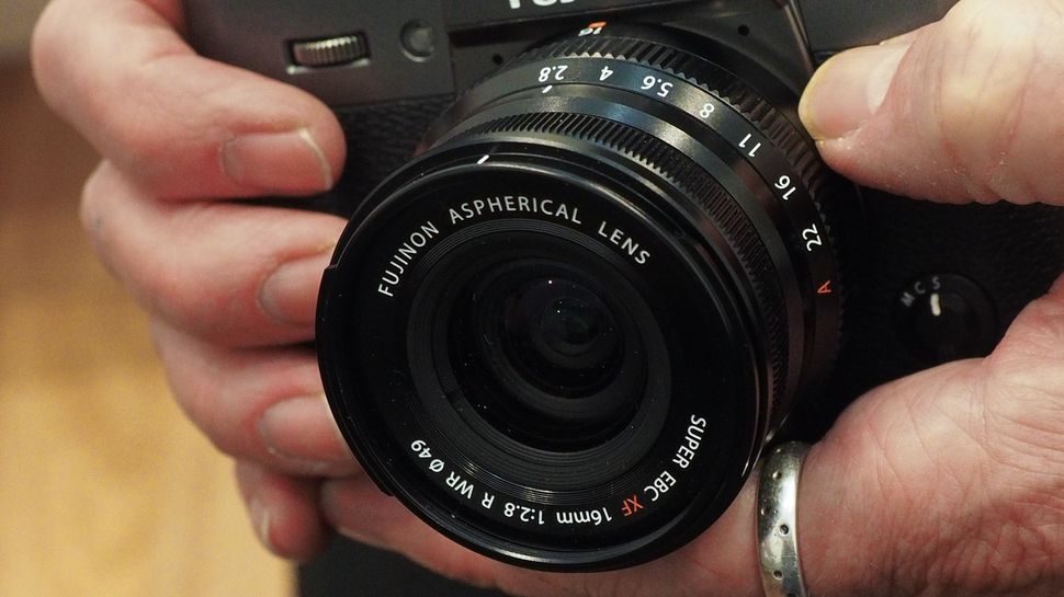 Fujinon XF 16 mm f/2.8 R WR
