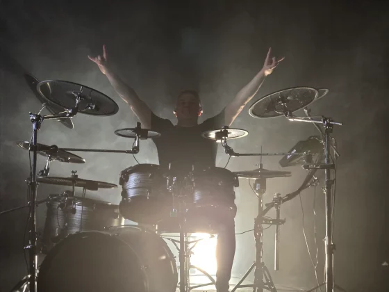 Мне плевать на телефоны 2025 года, я пользуюсь этой старой жемчужиной