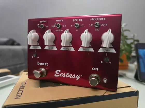 Мне плевать на телефоны 2025 года, я пользуюсь этой старой жемчужиной