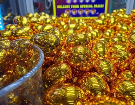 Обзор Samsung Galaxy A56: похудел и стал умнее фото