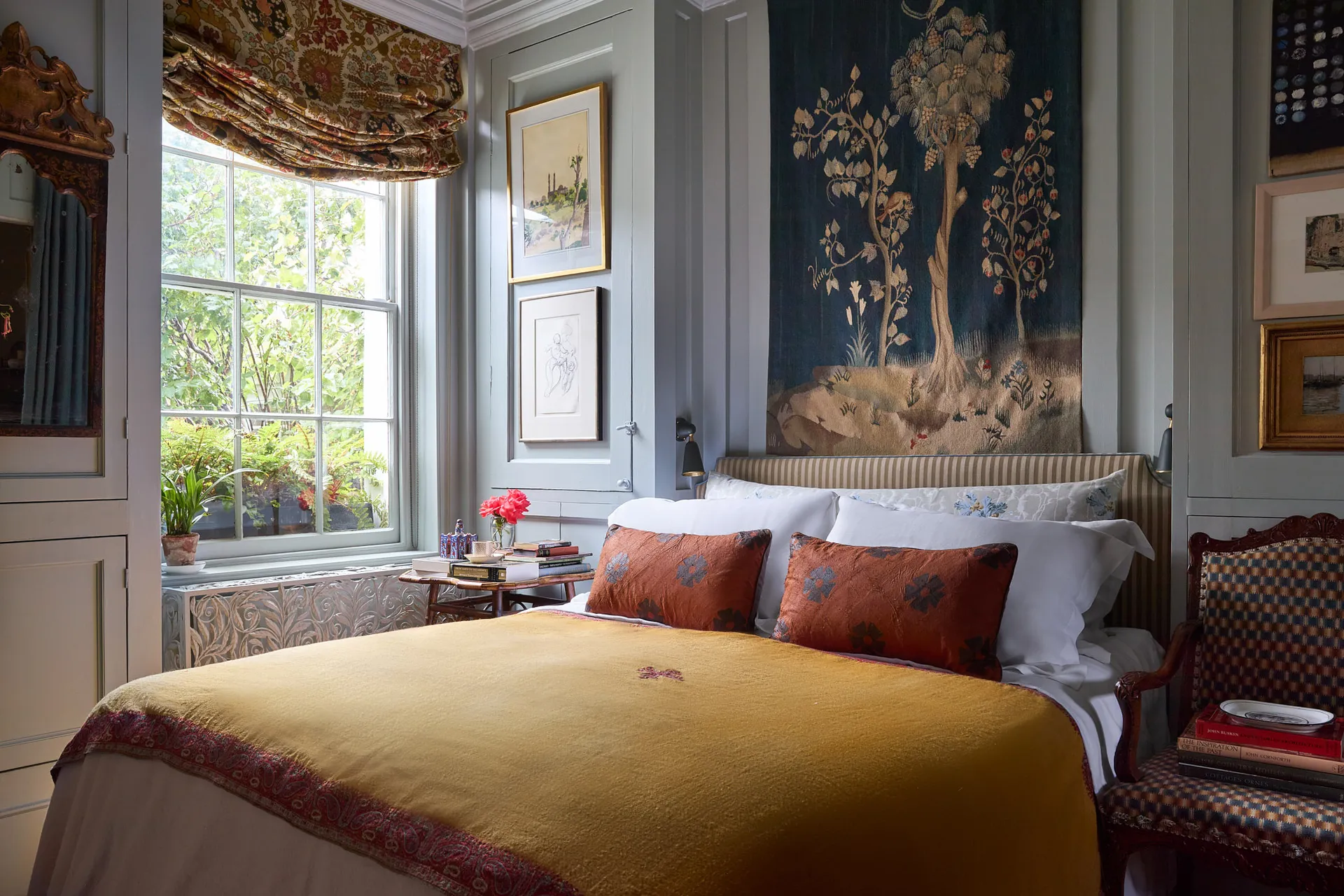 23 идеи яркого освещения спальни для любого дома