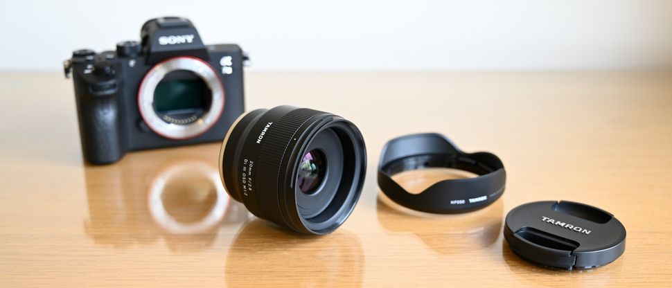 Tamron 20mm f/2.8 Di III OSD M 1:2-2