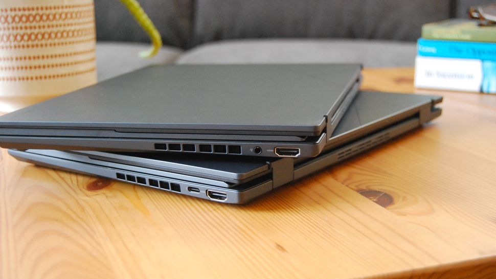 ASUS Zenbook Duo vs Lenovo Yoga Book 9i-2